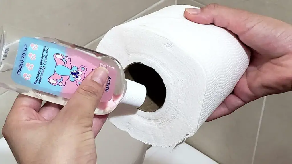 Por eso los baños de los hoteles de lujo huelen a locura: maquillaje