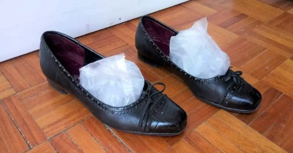 Learn How to Widen Tight Shoes Using My Grandma’s Tips
