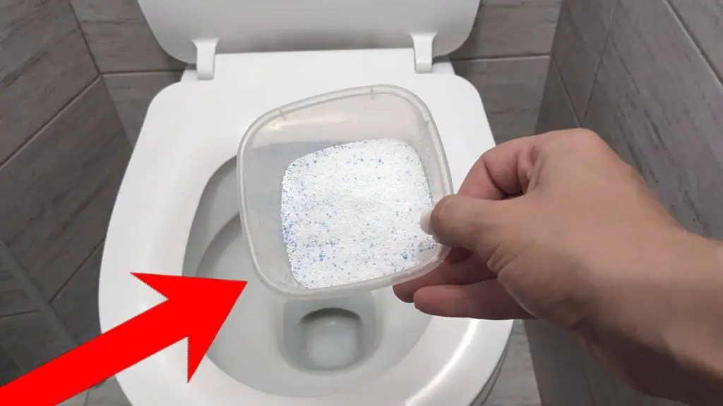 Put This in Your Toilet Right Now and See What Happens: You Won’t Believe the Results