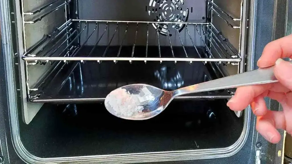 The method to have a clean and impeccable oven: you will not have to make any more efforts