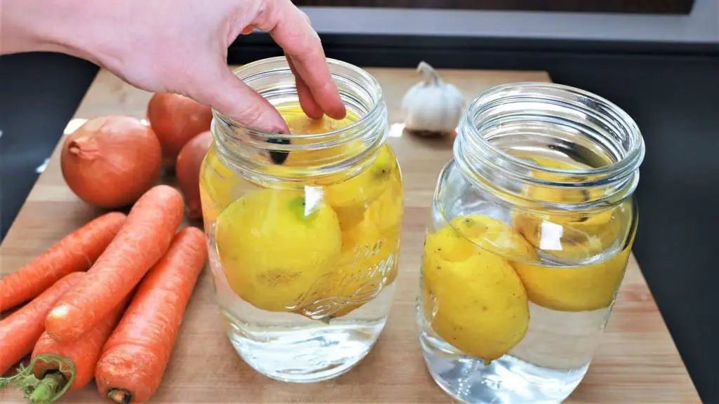 Lemons, put them in a jar full of water: they are “worth their weight in gold” | With this trick you save a lot of money